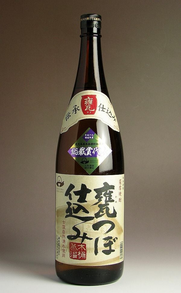 甕つぼ仕込み 25度1800ml 【さつま無双】《芋焼酎》 ,| 焼酎のひご屋 本店