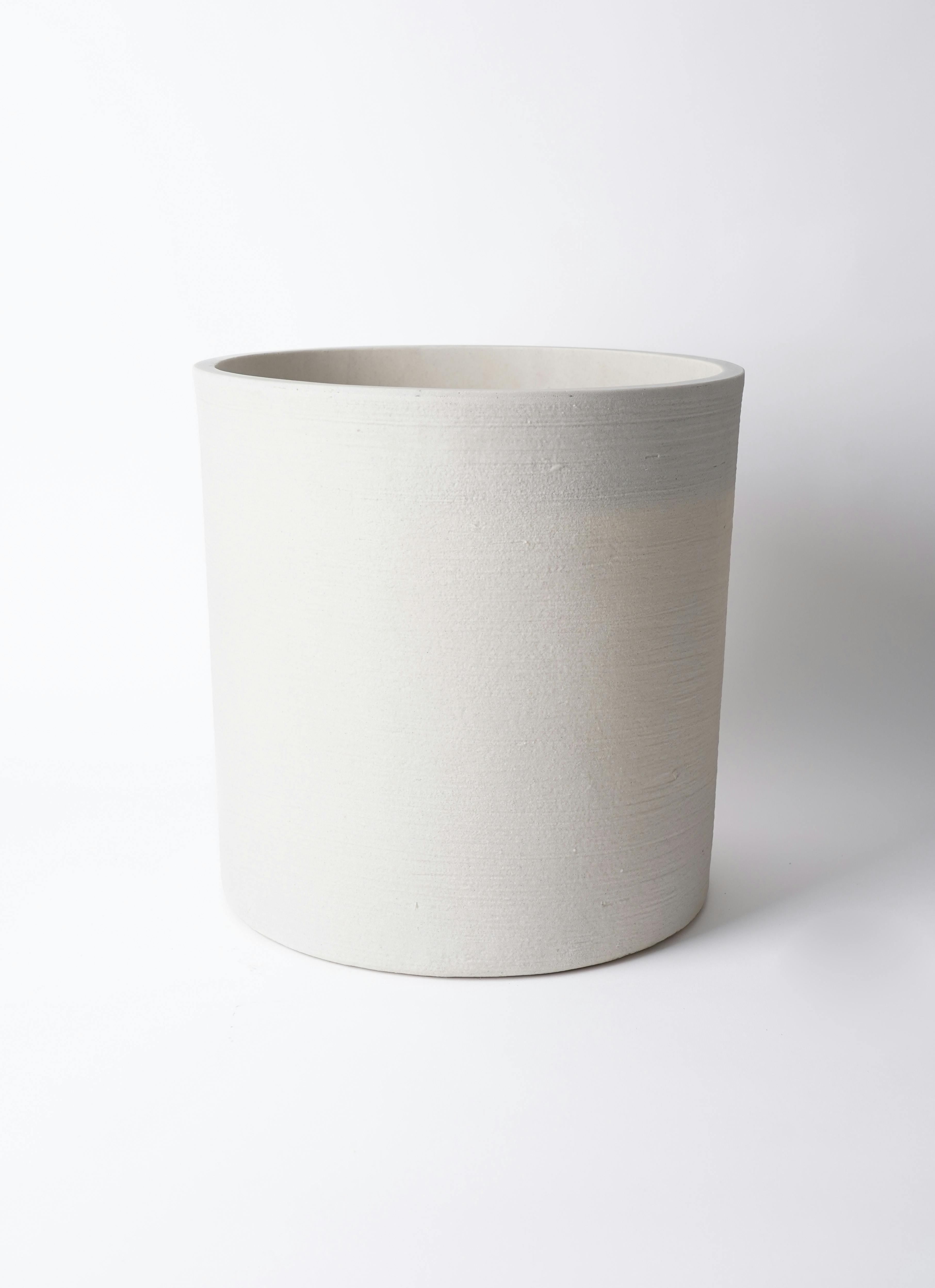 白・ベージュの鉢カバー・植木鉢 | 観葉植物の鉢ならHitoHana