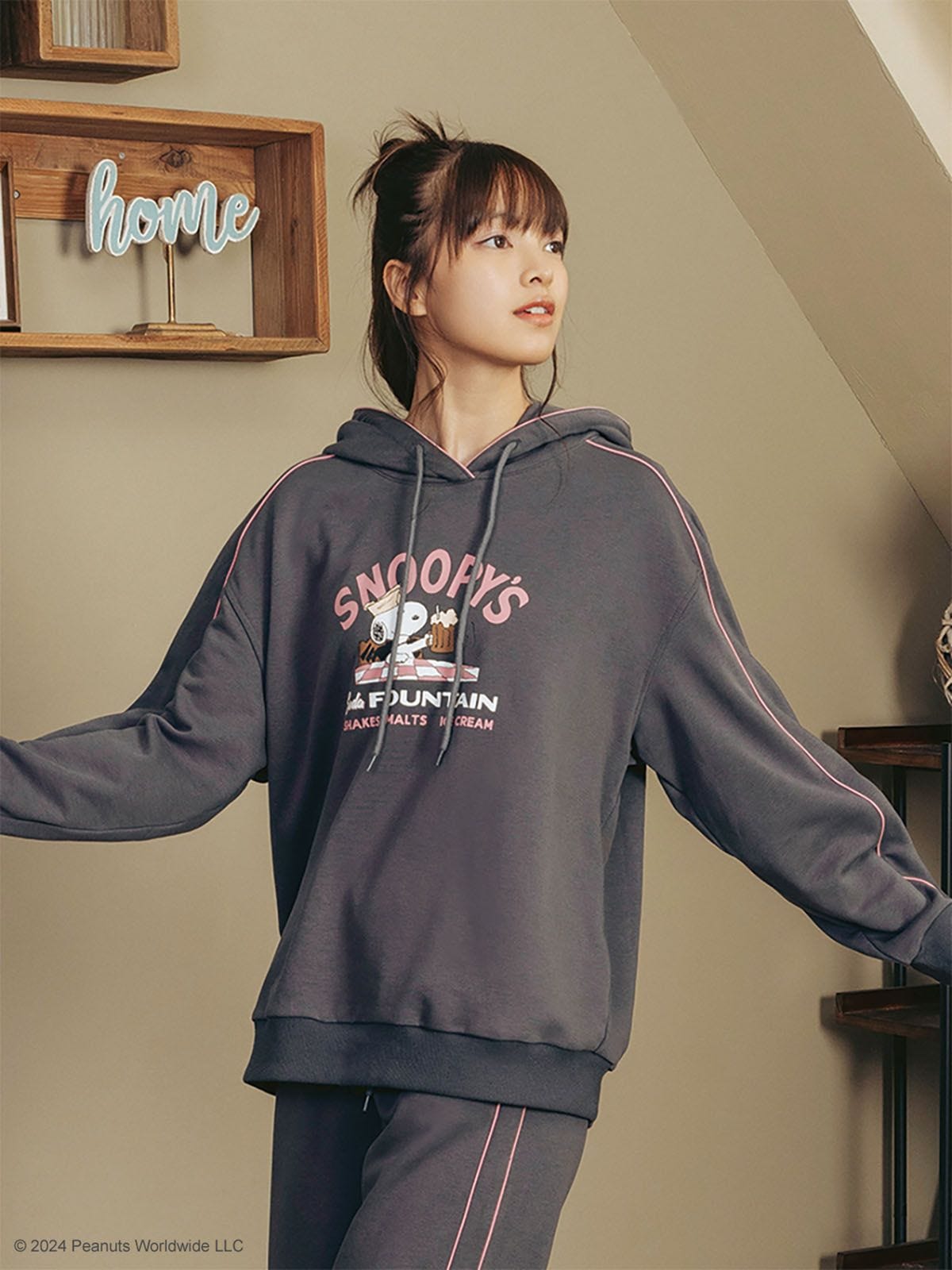 Snoopy Collection, Hoodie | 6IXTY8IGHT Hong Kong & Macau SAR