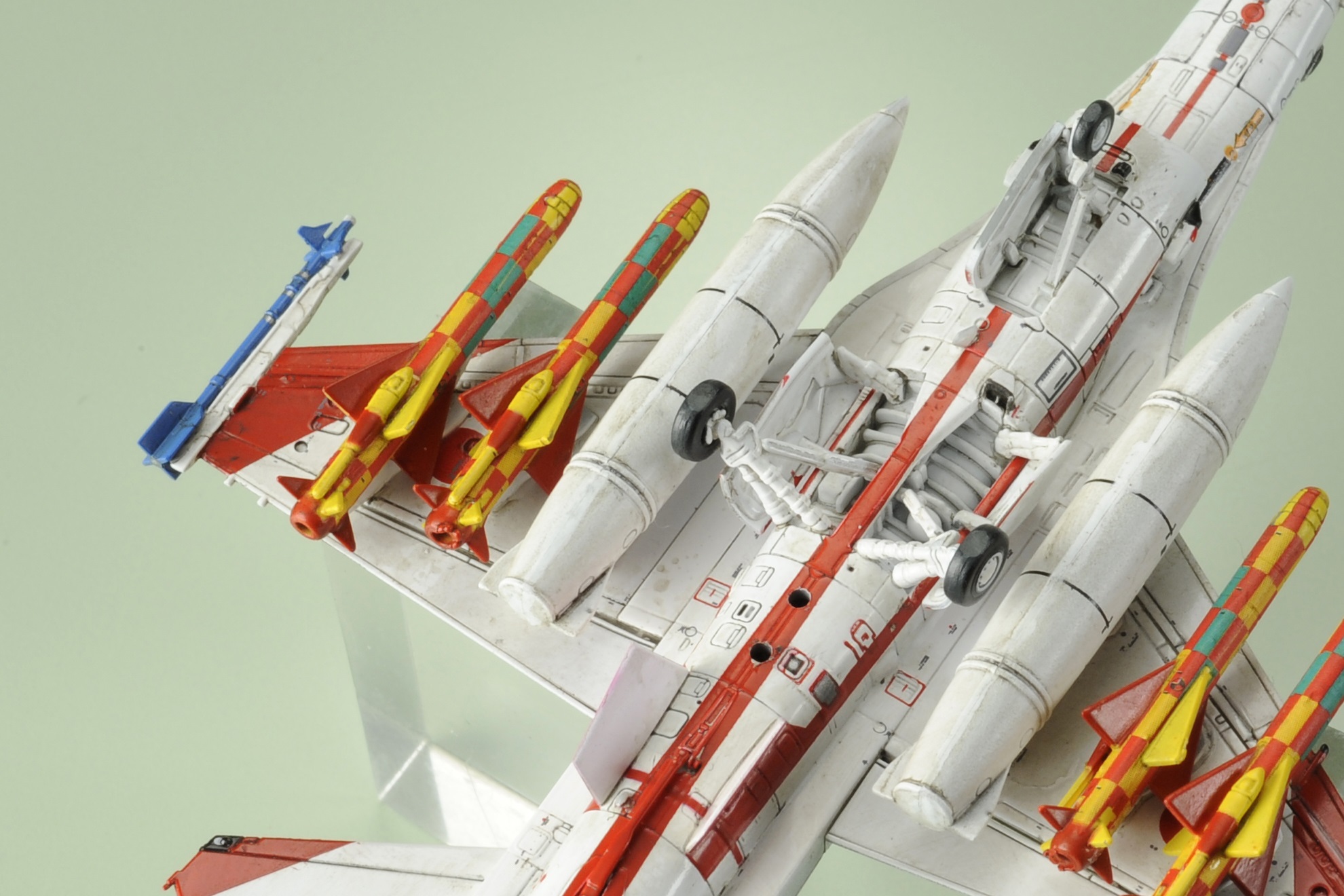 トミーテック技MIX「F-2」＆オプションアイテムで、ワンランク上の