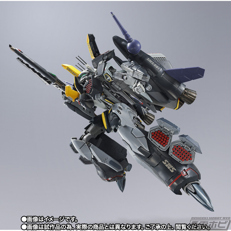 機体およびアーマードパーツ表面に艶消し処理を施して質感アップ