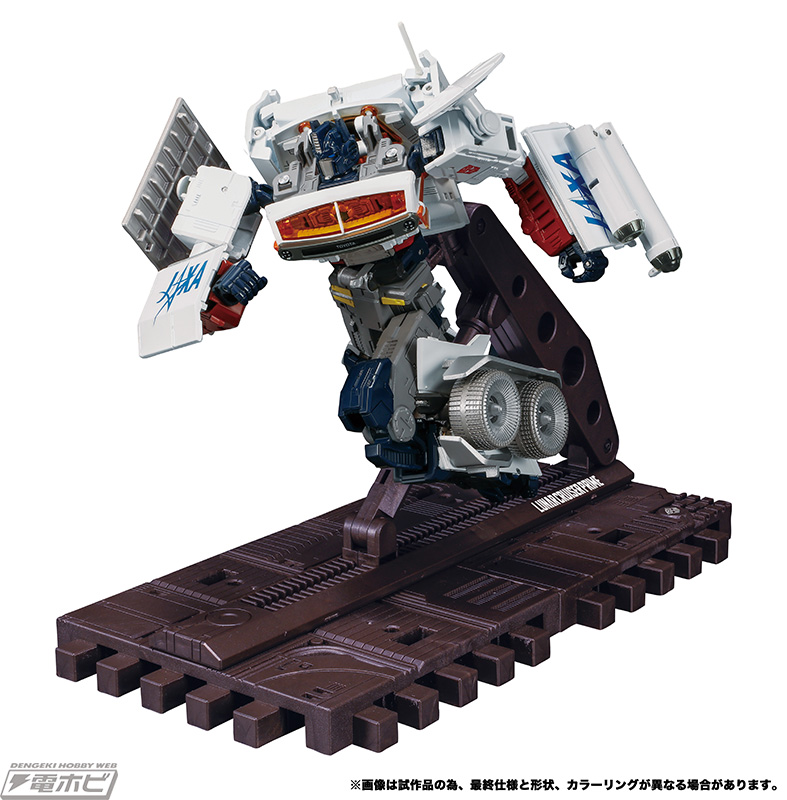 ルナクルーザー」がロボットに変形！『トランスフォーマー』より「ルナ