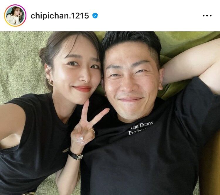 近藤千尋、家族旅行でジャンポケ太田博久とラブラブショット「仲良しが