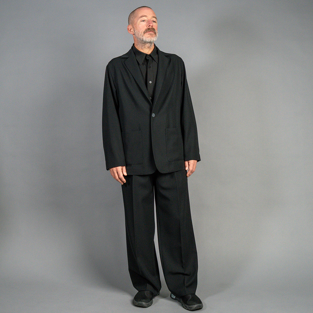 イレニサのリラックス テーラード ジャケット | HUES 福岡セレクトショップ