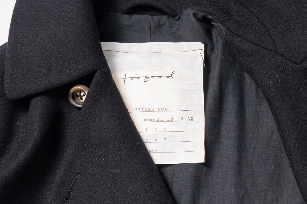 トゥーグッドのオフィサーコート | HUES 福岡セレクトショップ