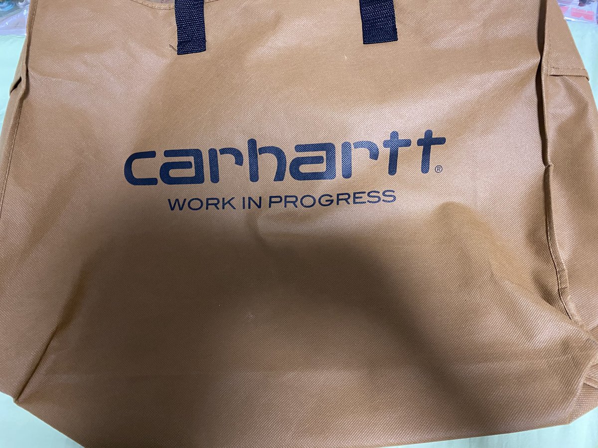 カーハート福袋[2026]の中身をネタバレします！