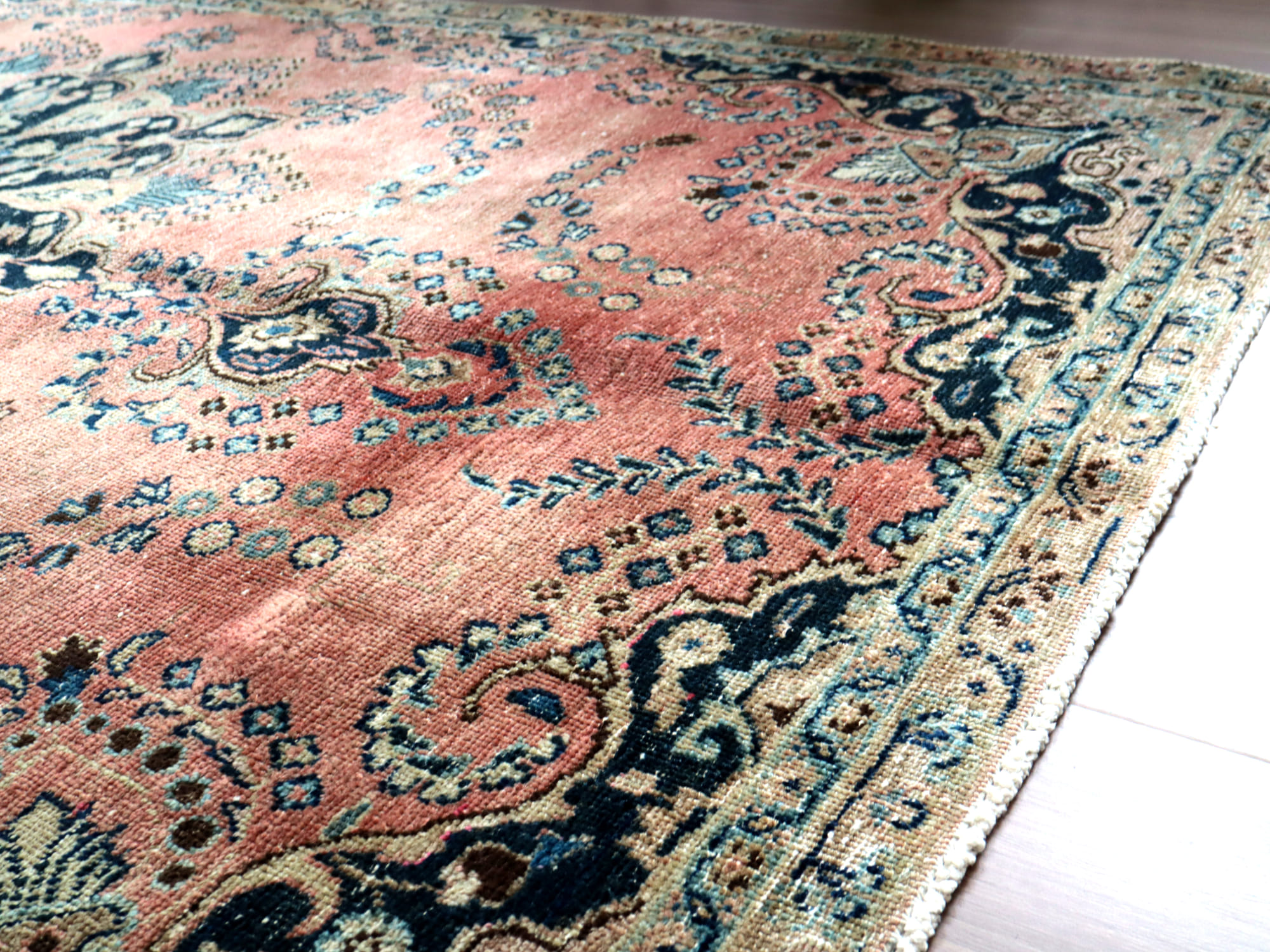 オールドラグ ヴィンテージウォッシュ 234×140cm サブゼヴァール