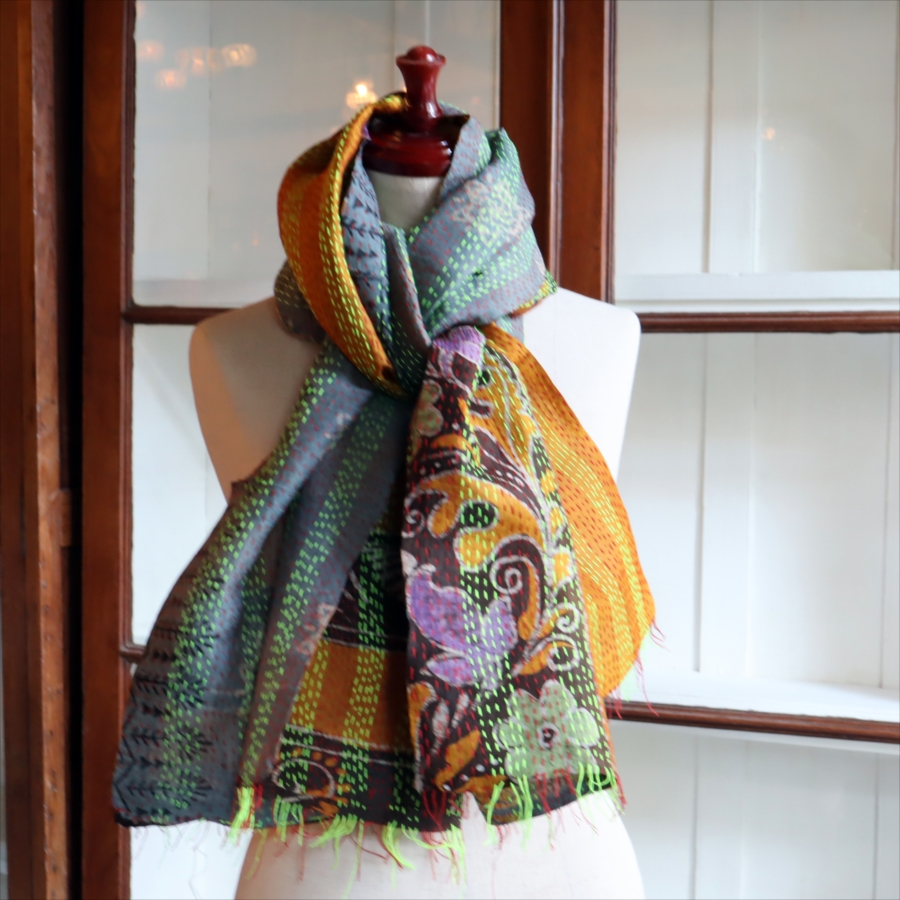 ストール/カンタ刺繍（インド） / ガラタバザール