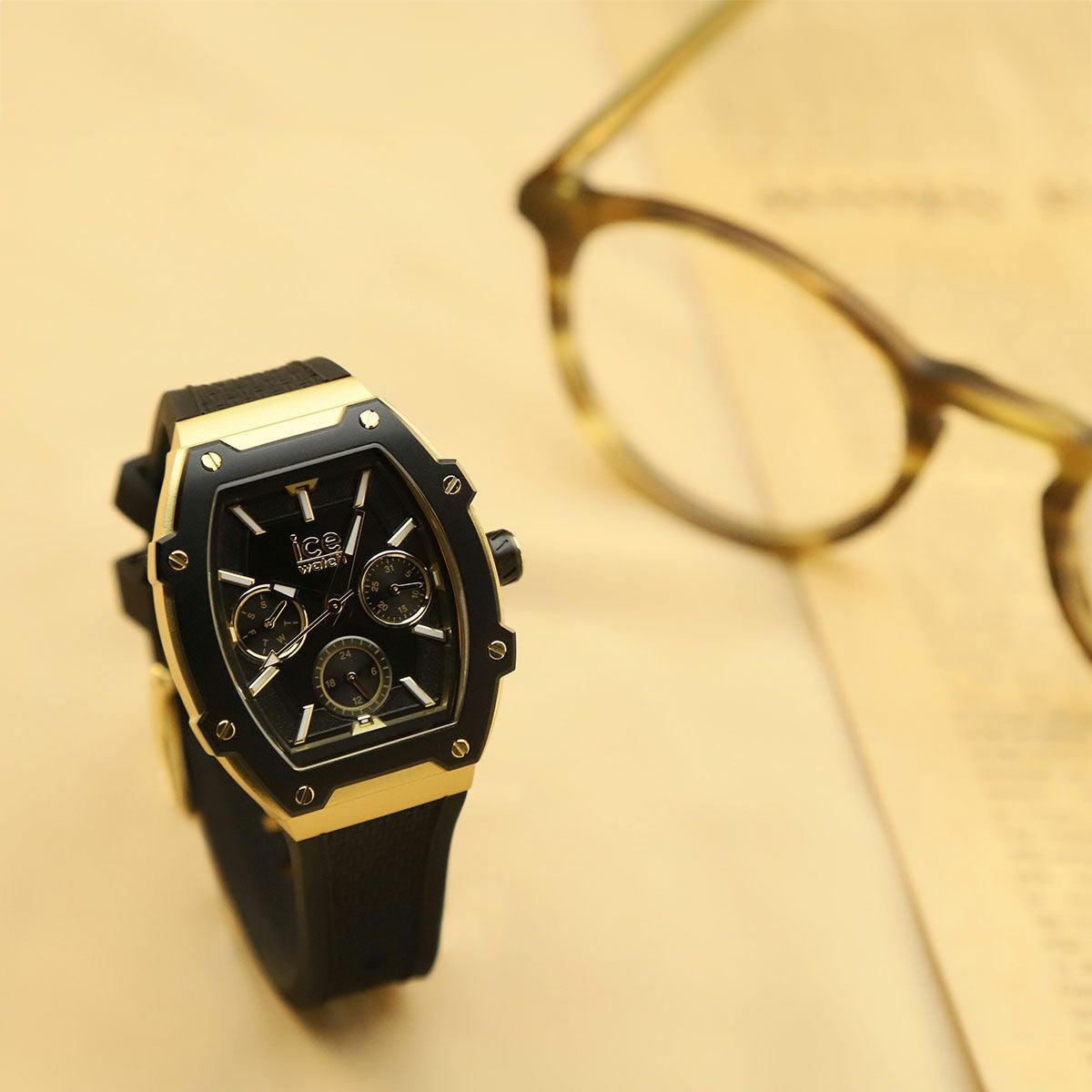 ICE boliday - ブラックゴールド - スモール | アイスウォッチ公式