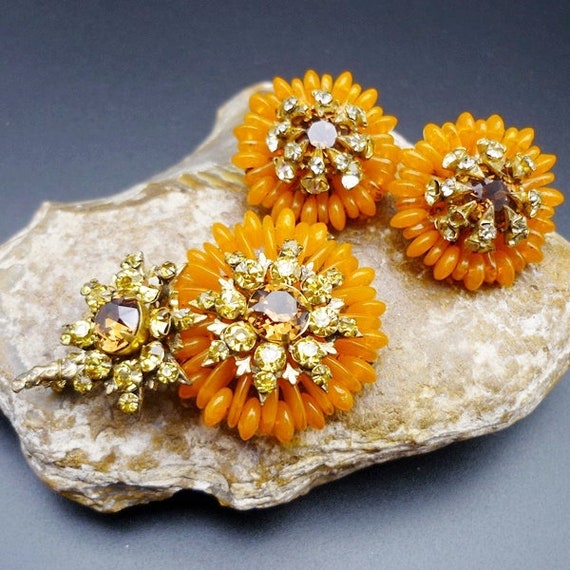 Vintage Miriam Haskell Flower Brooch Earring Set: Rhinestone