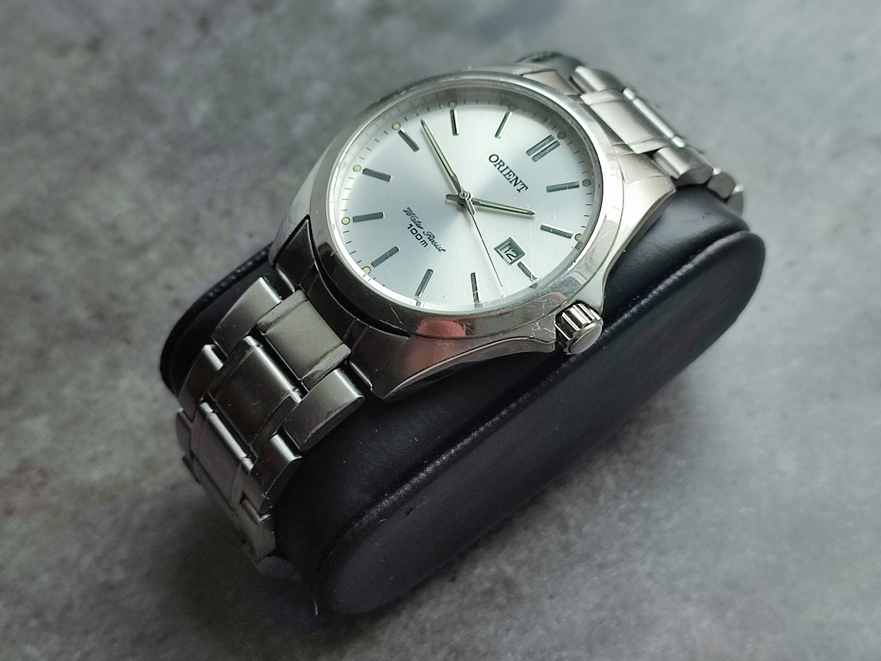 Rare 1990s ORIENT UND5-C2-A Men's Watch Vintage Japanese Quartz