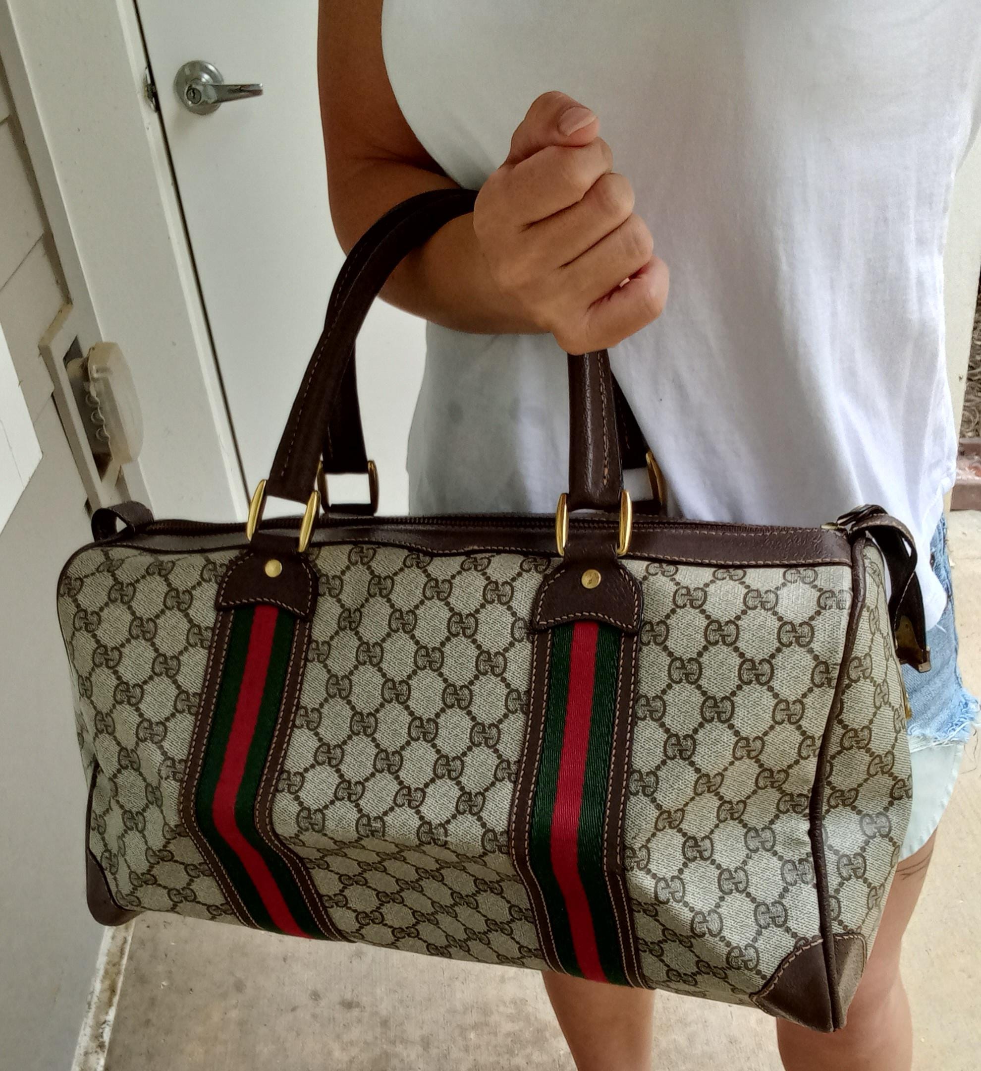 Authentic Vintage Gucci GG Monogram Supreme Sherry Web Ophidia