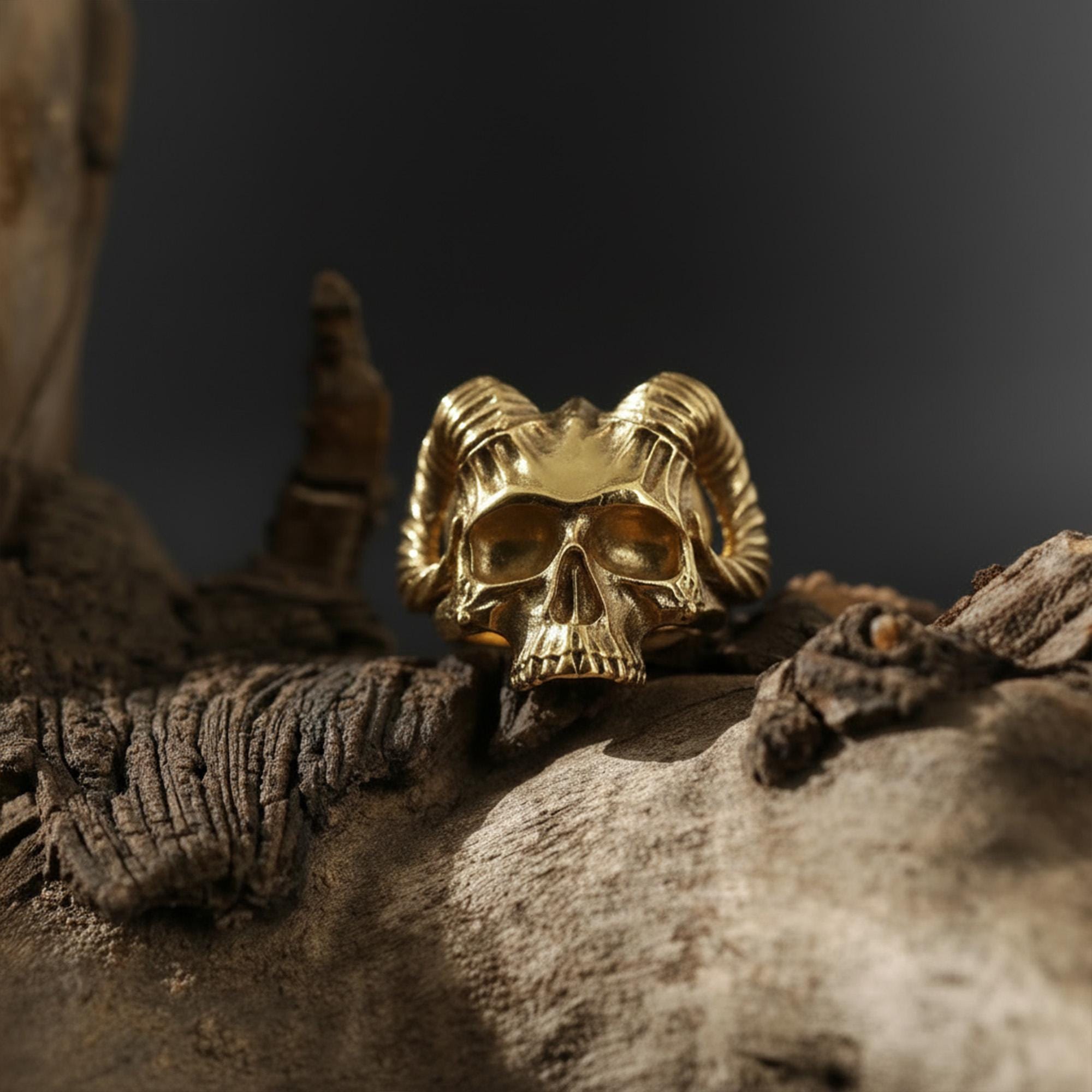 Silver Devil Head Ring: Horned Demon Head Ring, Scary Skull Ring