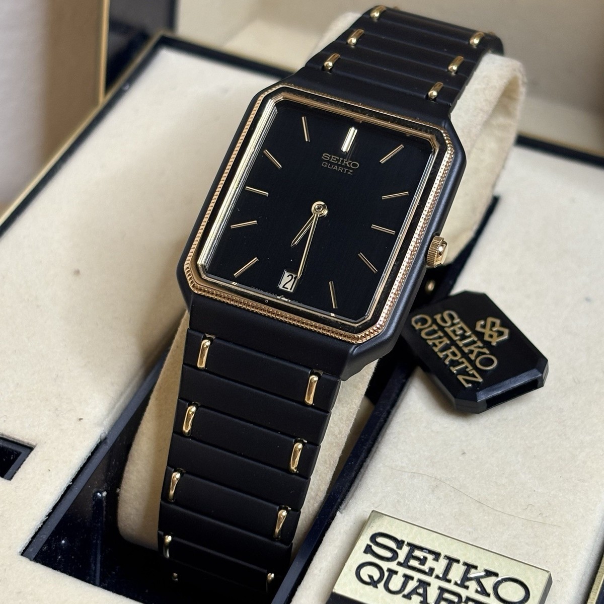 NOS Neo Vintage Seiko 6539-5090 Quartz Watch Tank Black Gold Tone