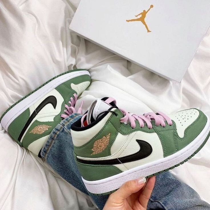 Women Nike Air Jordan 1 Mid Dutch Green AKA High Low CZ0774-300 sz