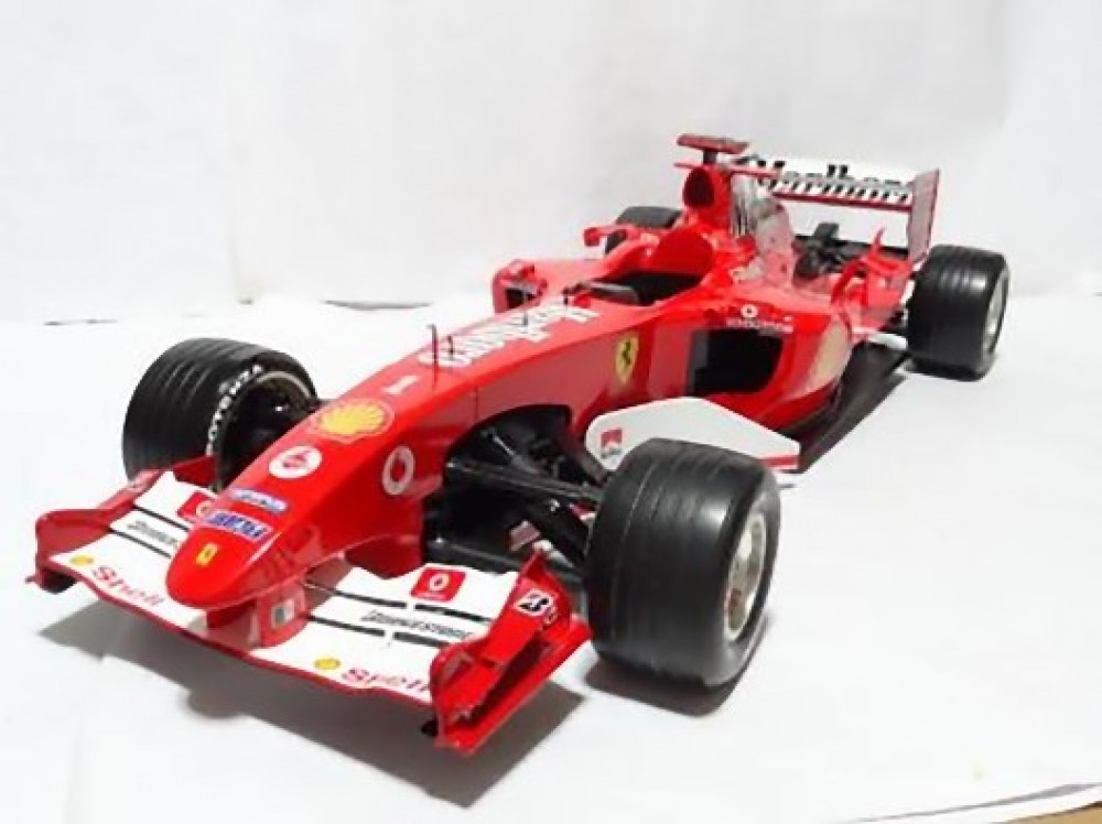 Scuderia Ferrari F2004 1/8 RC Model Unassemble Kit Kyosho