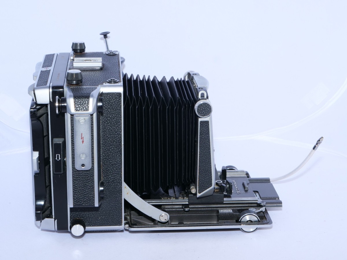 Linhof 4x5 Master Technika Field Camera. New Bellows. Fresnel