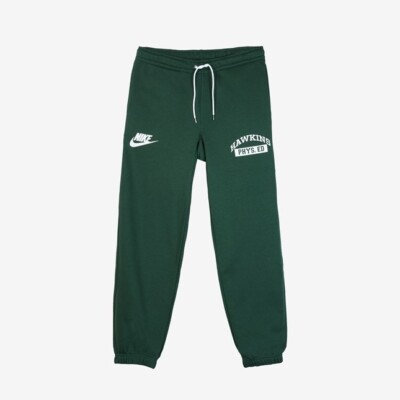 NIKE x STRANGER THINGS HAWKINS HIGH PHYS. ED SWEATPANTS GREEN