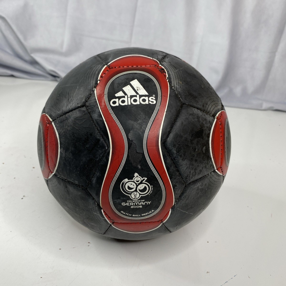 Adidas Teamgeist Replica Berlin FootBall FIFA World Cup 2006