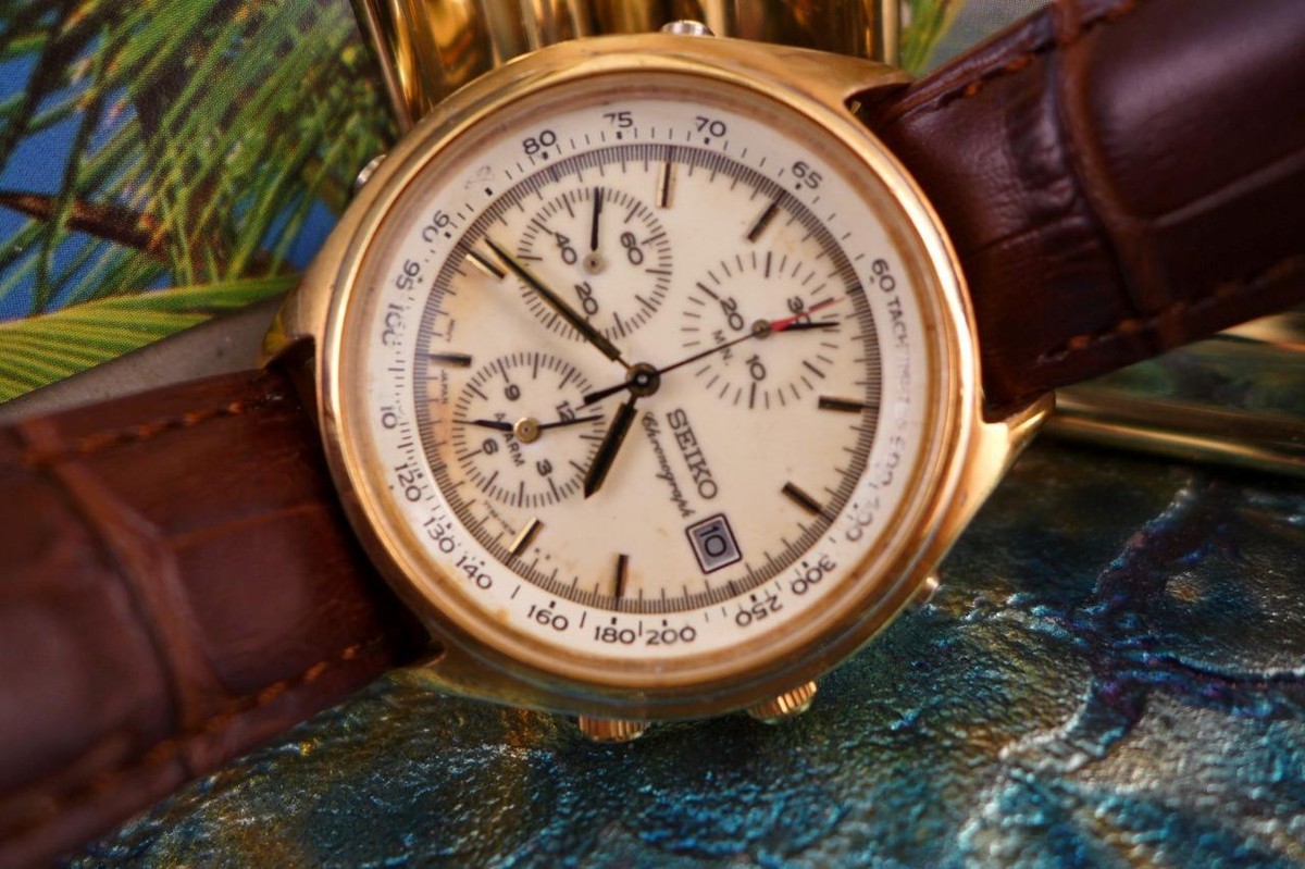 Elegant 39mm Cream Dial Seiko 7T32 7060 Chronograph Men's QUARTZ