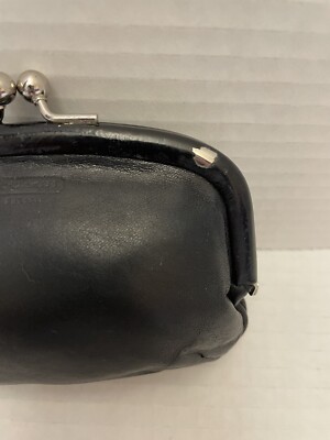 COACH VINTAGE BLACK/RED LEATHER KISSLOCK COIN PURSE With Hang tag