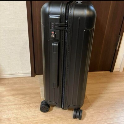 Rimowa Essential Cabin S 34L Matte Black 4-wheels Carry Case