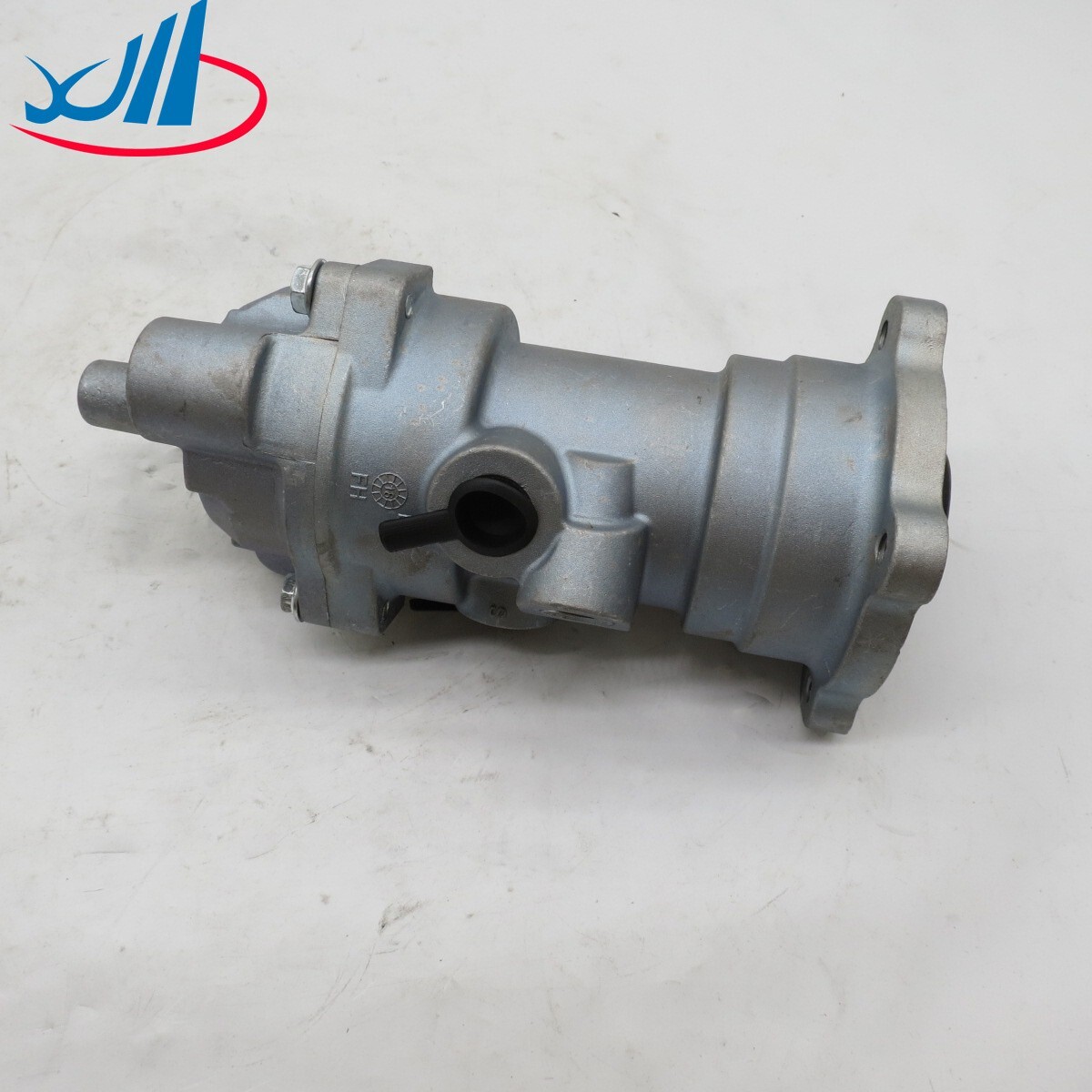 FOOT BRAKE VALVE 241-07028 8-98222-788-0 241-07028 The foot brake