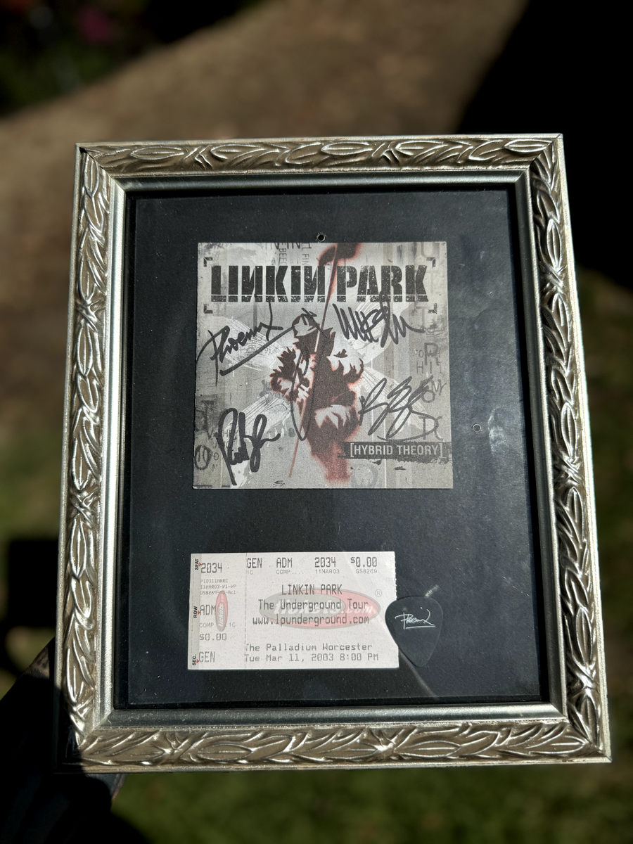 RARE Linkin Park - Signed Hybrid Theory CD Cover w/ Concert Ticket