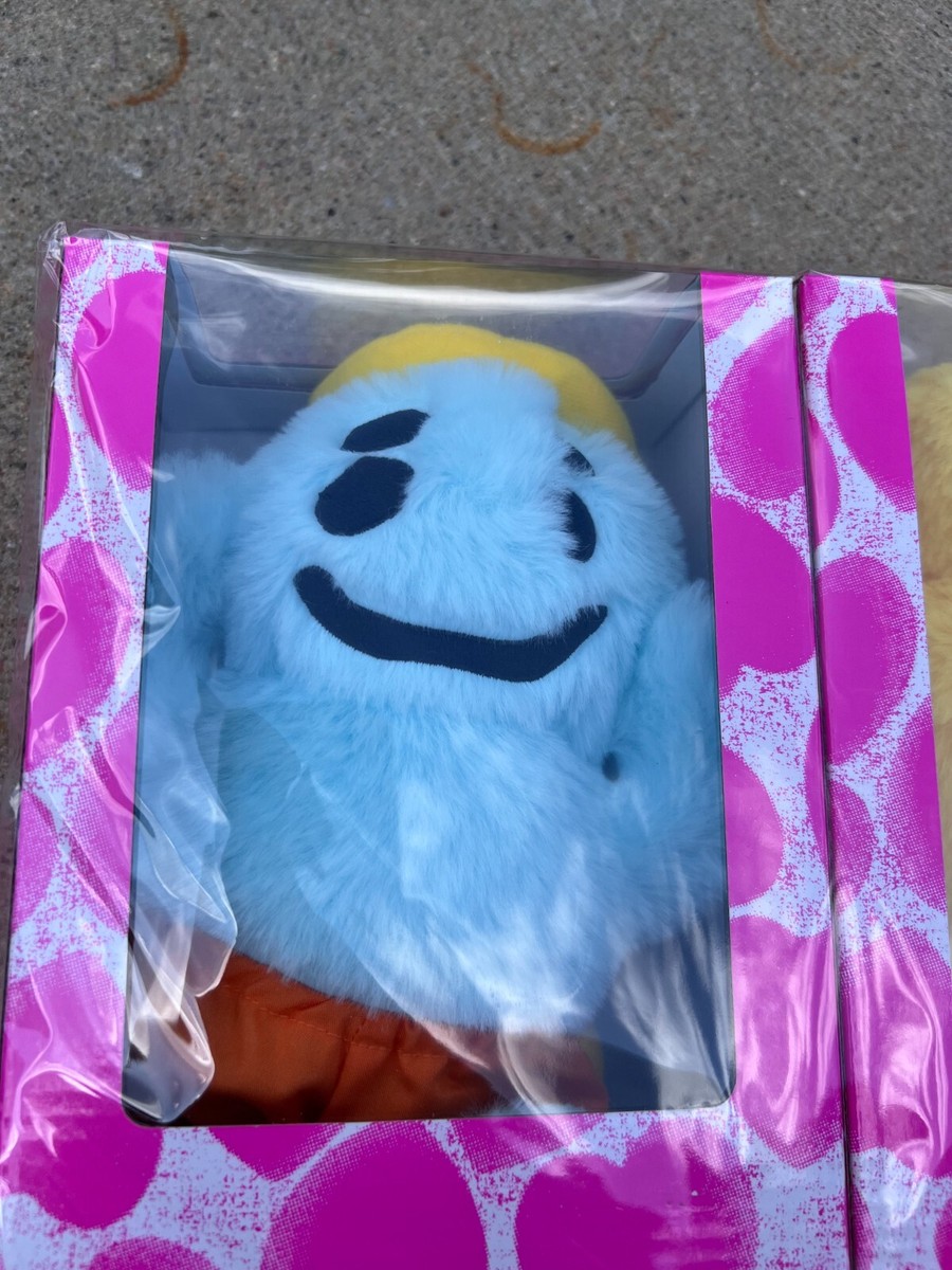 Saint Michael x Cactus Plant Flea Market Smiles Plush Set - NEW | eBay