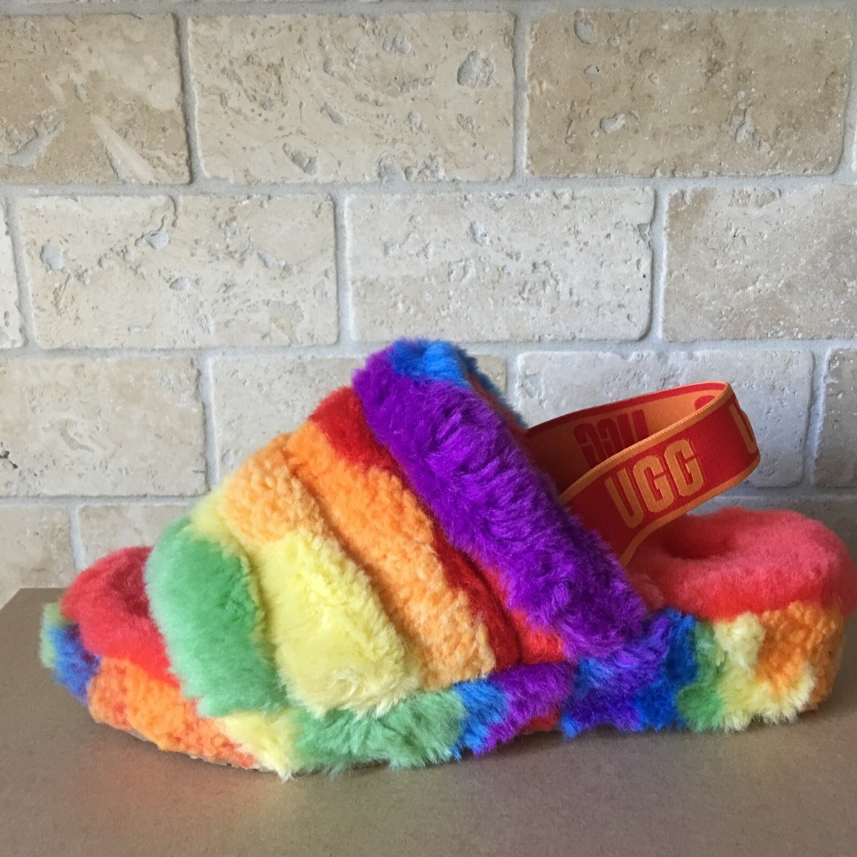 UGG CALI COLLAGE MULTICOLOR RAINBOW FLUFF YEAH SLIDE SANDAL