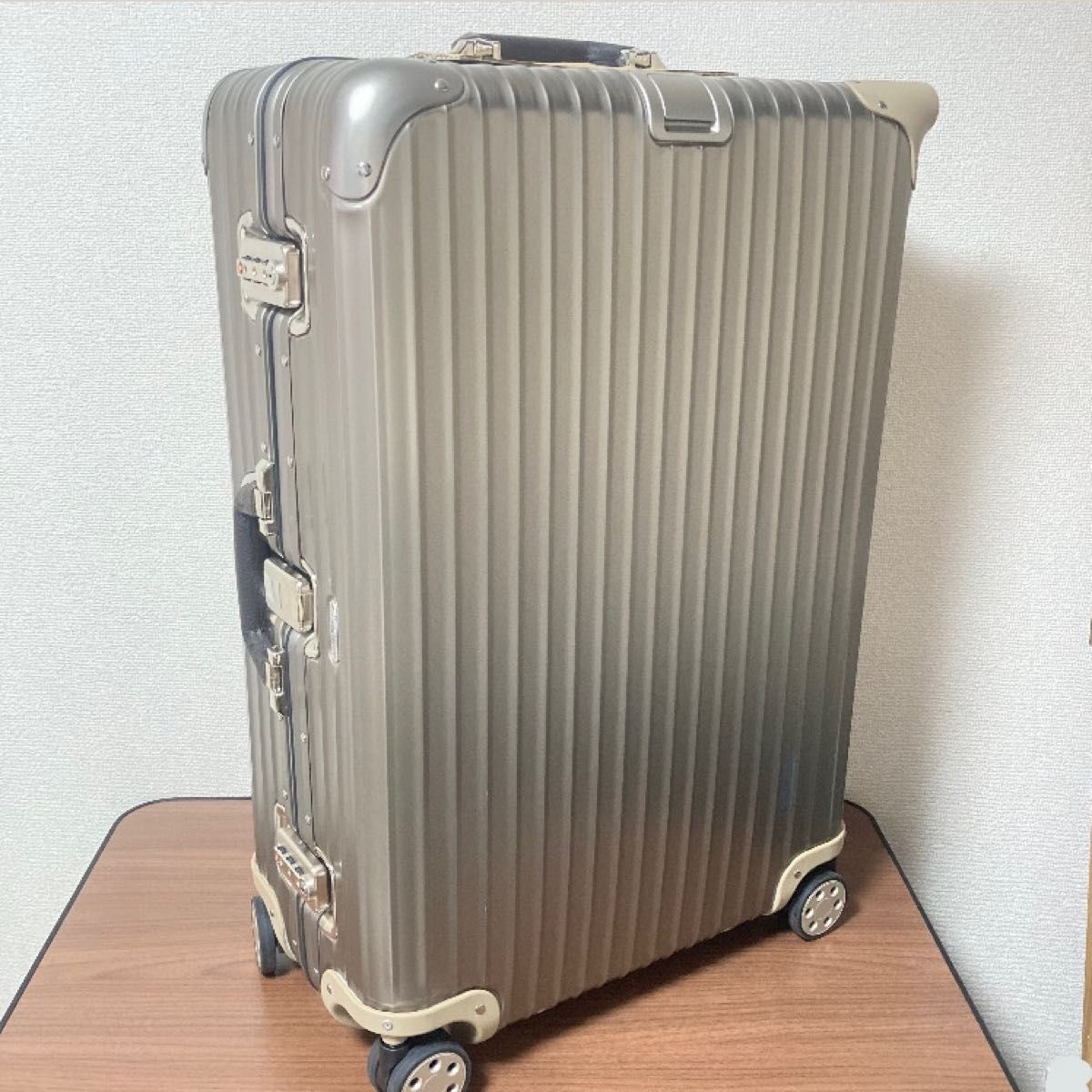 Rimowa Topas Premium 82L Champagne Gold 4-wheels Carry Case
