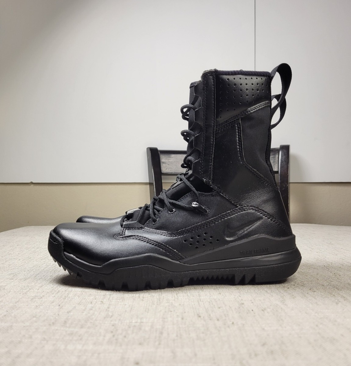 NIKE SFB Special Field 2 8