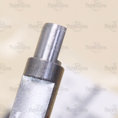 New Genuine OEM Nissan Infiniti QX56 2011-2013 Timing Chain Oil