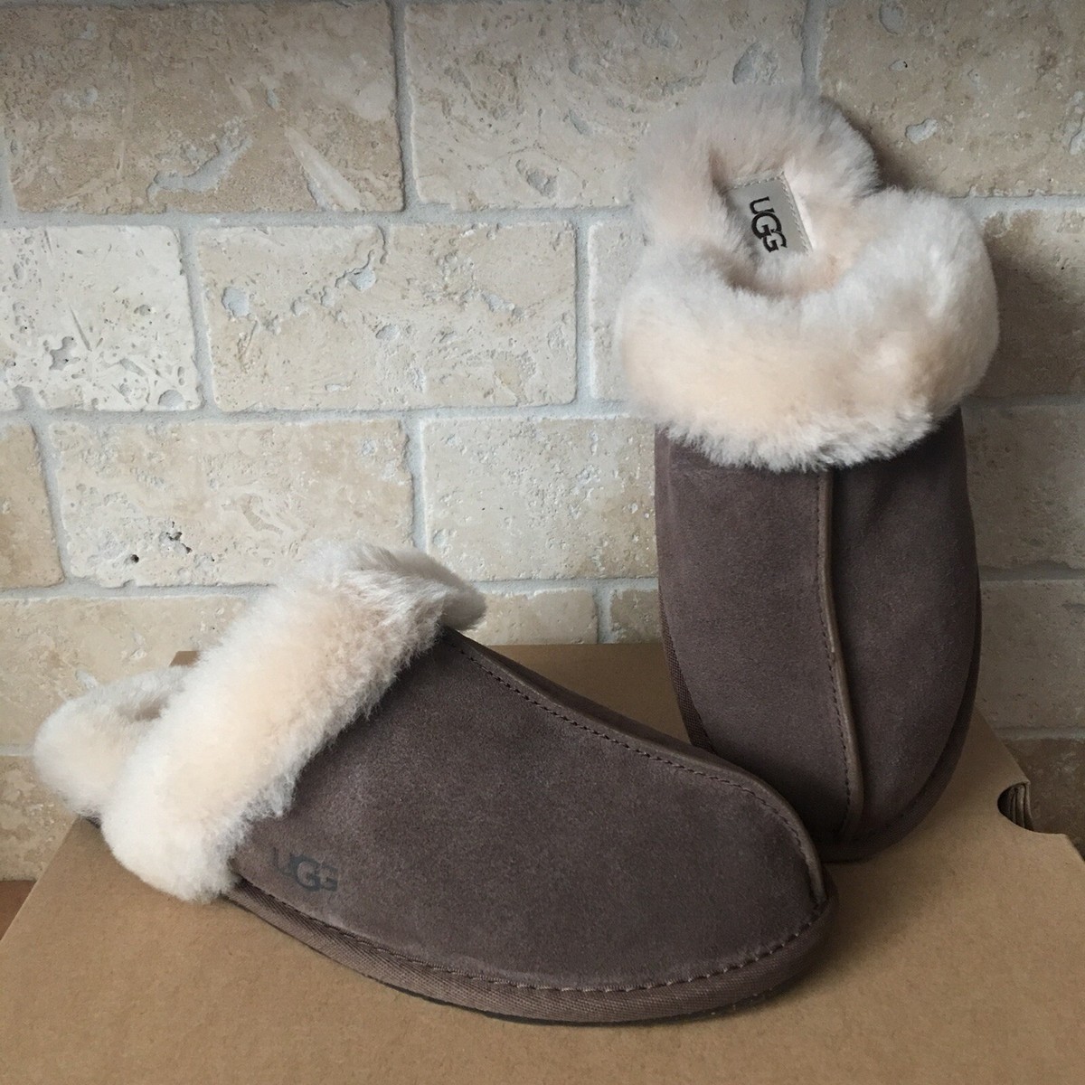 UGG SCUFFETTE II ESPRESSO SUEDE SHEEPSKIN CUFF SLIPPERS SIZE US 10