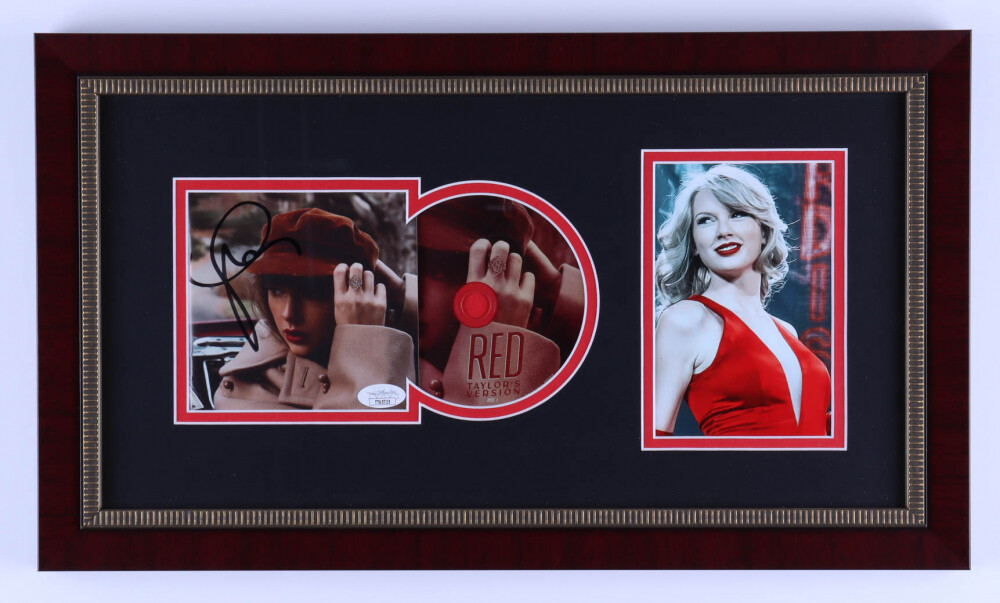 Taylor Swift-Red Target Exclusive,Vinyl 4 Red LP+Signed Red 11x19