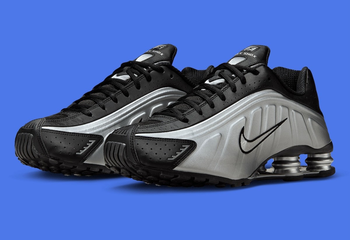 Nike Shox R4 Metallic Silver Black Men's Sports Sneaker HQ1988-007