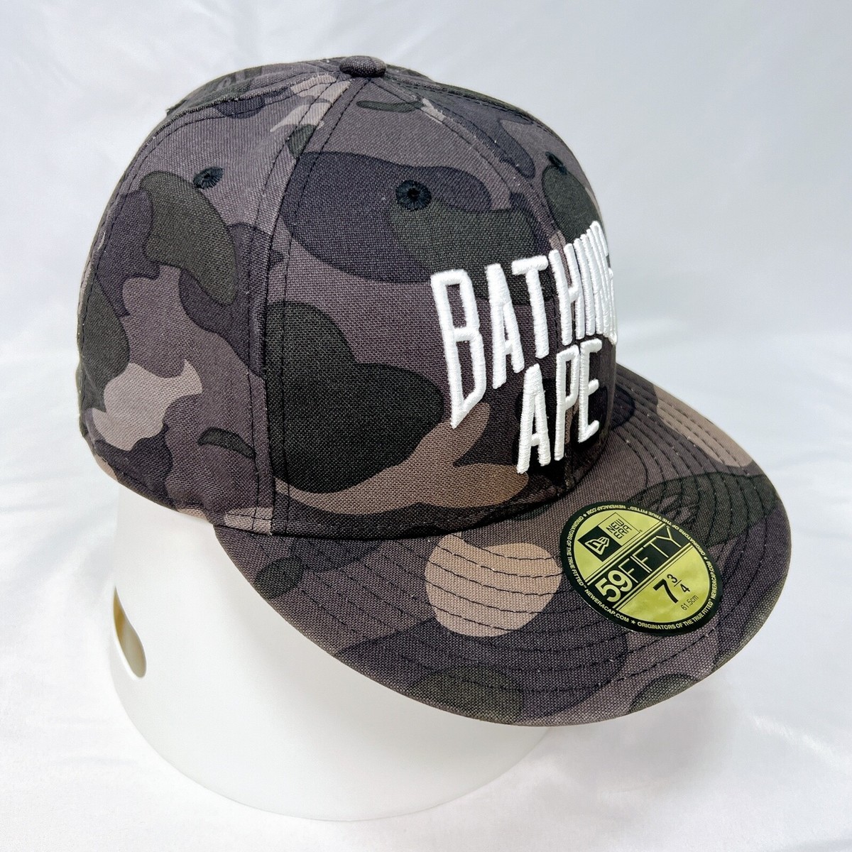 A BATHING APE NEW ERA CAP ORIGINATORS OF THE TRUE FITTED 7 4/3