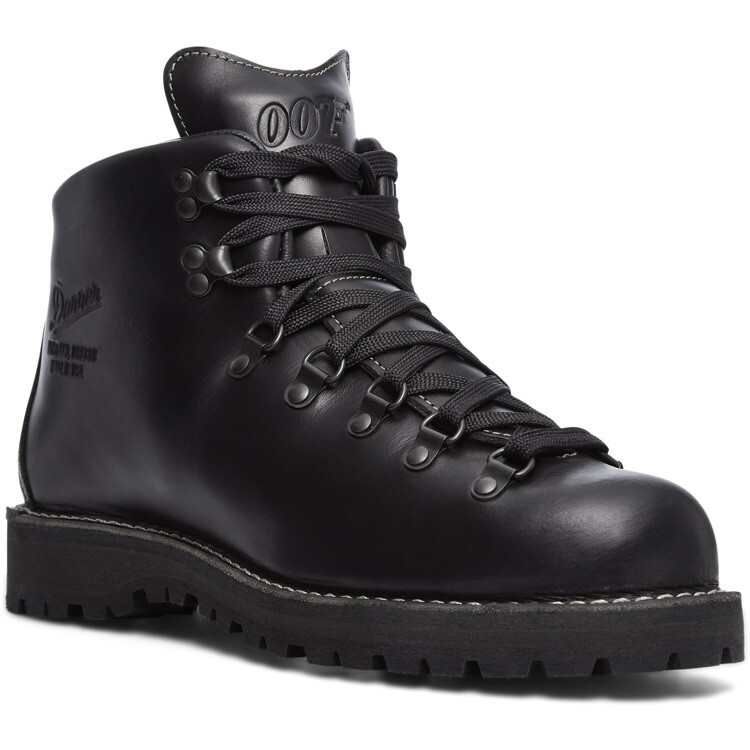 RARE Danner Mountain Light II Spectre 007 60th Anniversary James