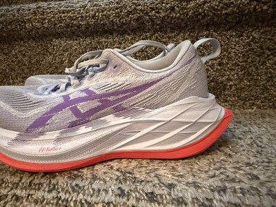 Asics SUPERBLAST 2. Barely Used With Box. Mens 6.5 Women 8