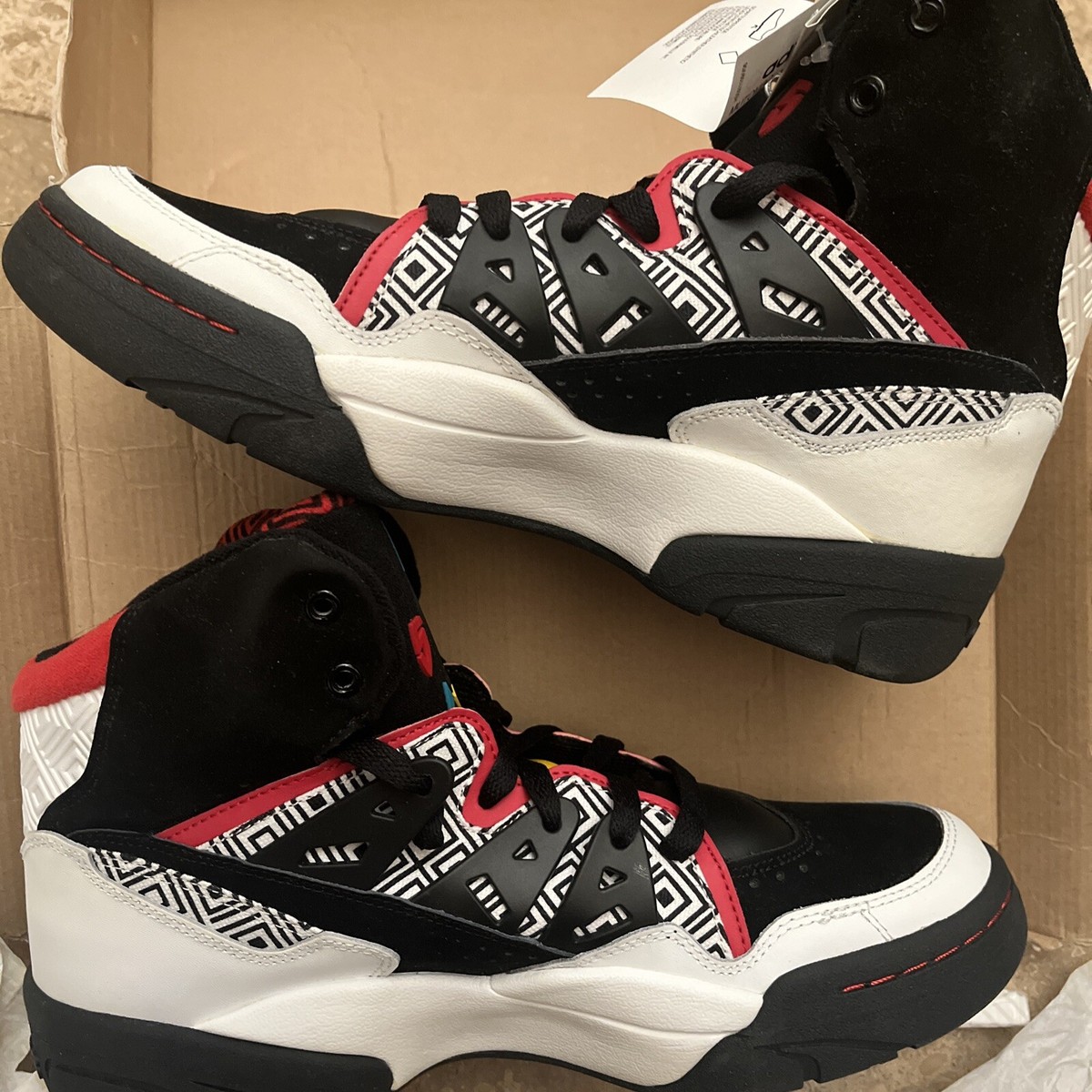 Size 9 - adidas Mutombo White Black Red | eBay