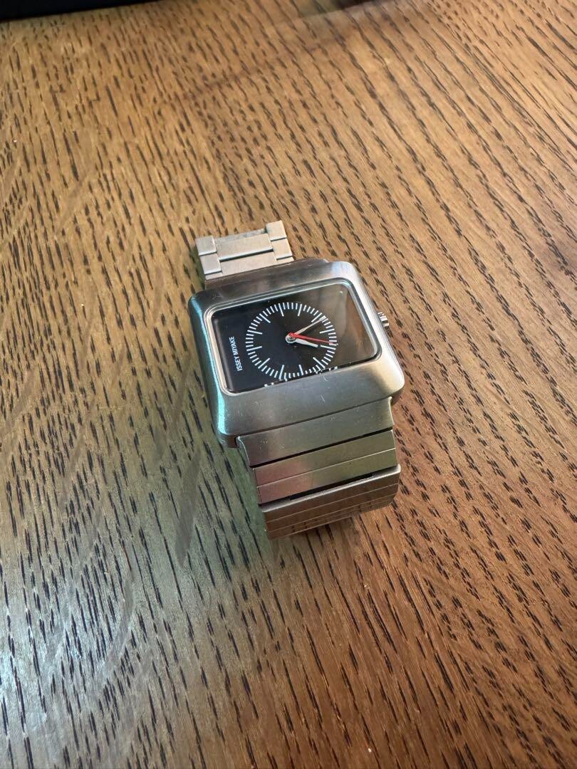 Issey Miyake Vakio Watch Chronograph fast free shipping from Japan