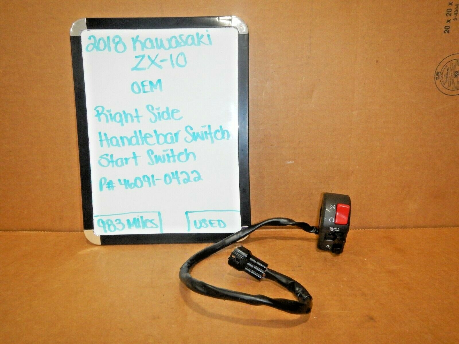 2018 Kawasaki ZX10 OEM Right Side Handle Bar Switch Start Switch