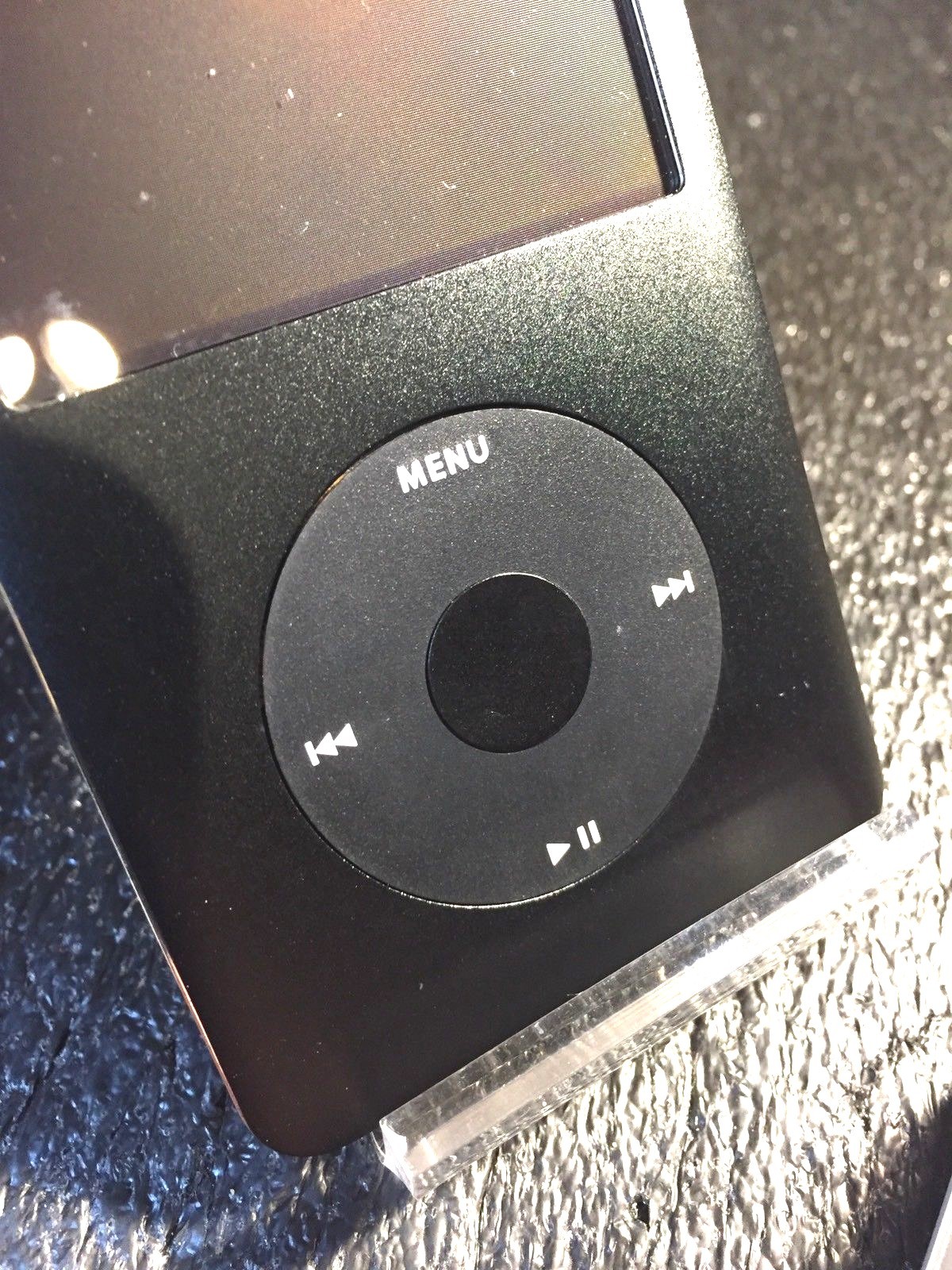 Apple iPod Classic 6th Generation Black (80gb) MB147LL - MINT