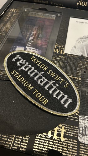Taylor Swift Reputation Tour VIP Box - ALL items (+2 rep tour