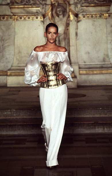 Givenchy Spring / Summer Couture 1997