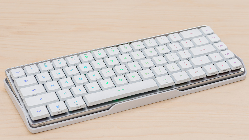 ASUS ROG Falchion RX Low Profile Review - RTINGS.com