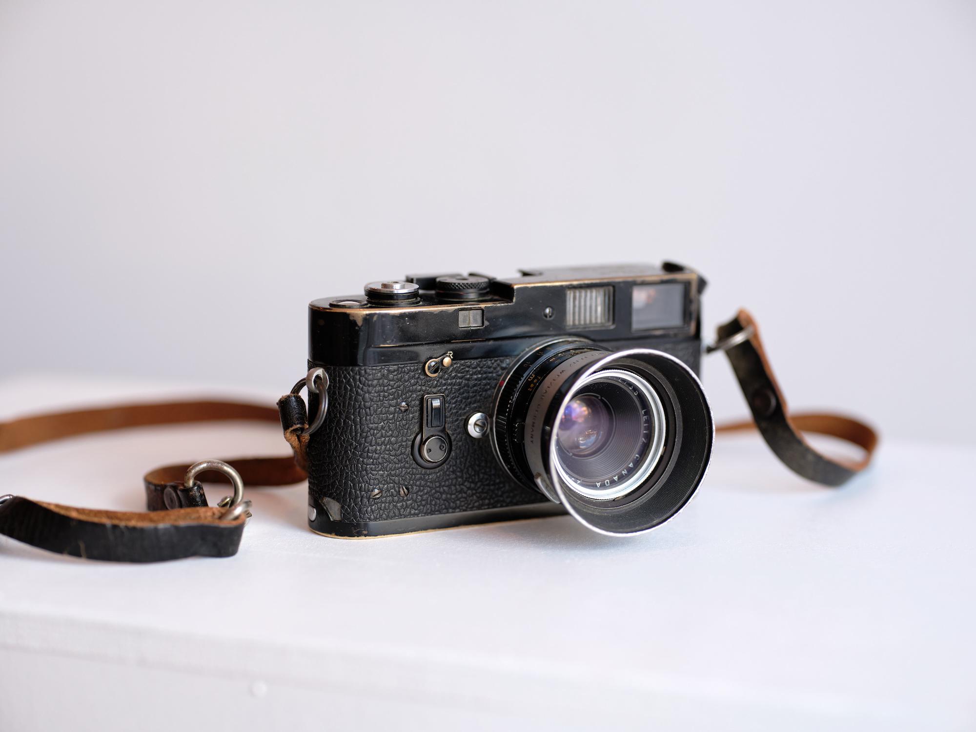 Leica M4 For Sale (Original Black Paint, Serial 122XXXX) : r/Leica
