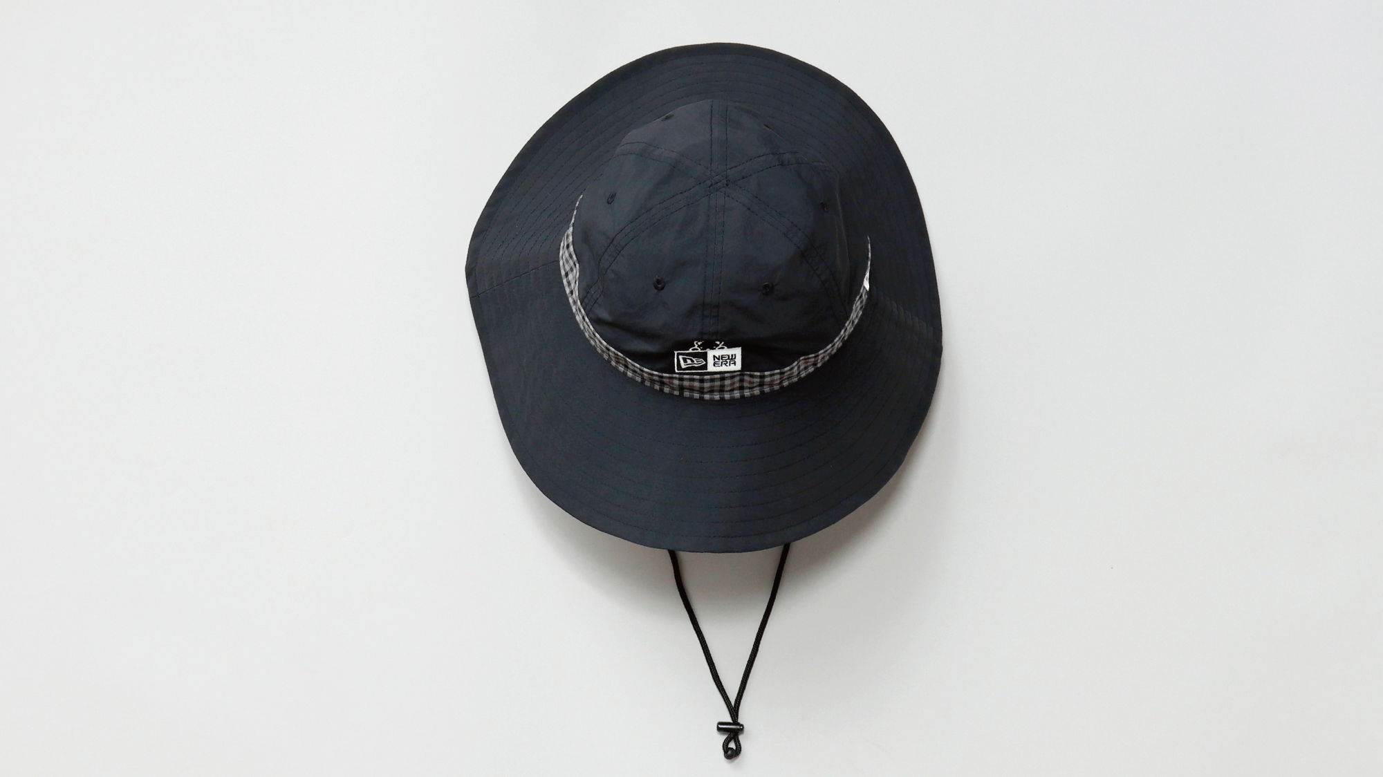 NEW ERA® コラボ第3弾 クマちゃんのコラボロゴが初登場！ | ファミリア