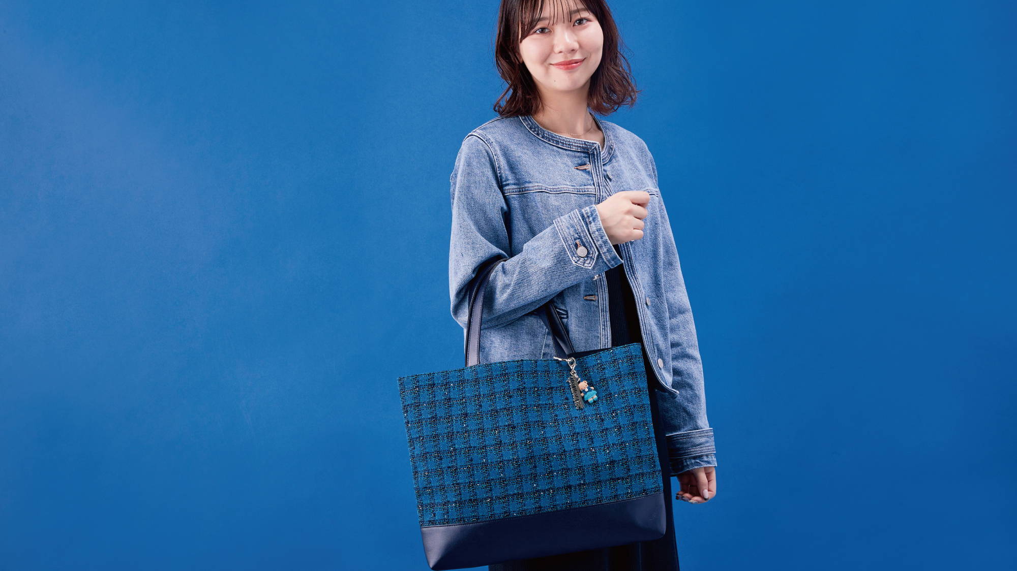 Charmant Sac×familiar 初のコラボレーションアイテムが登場