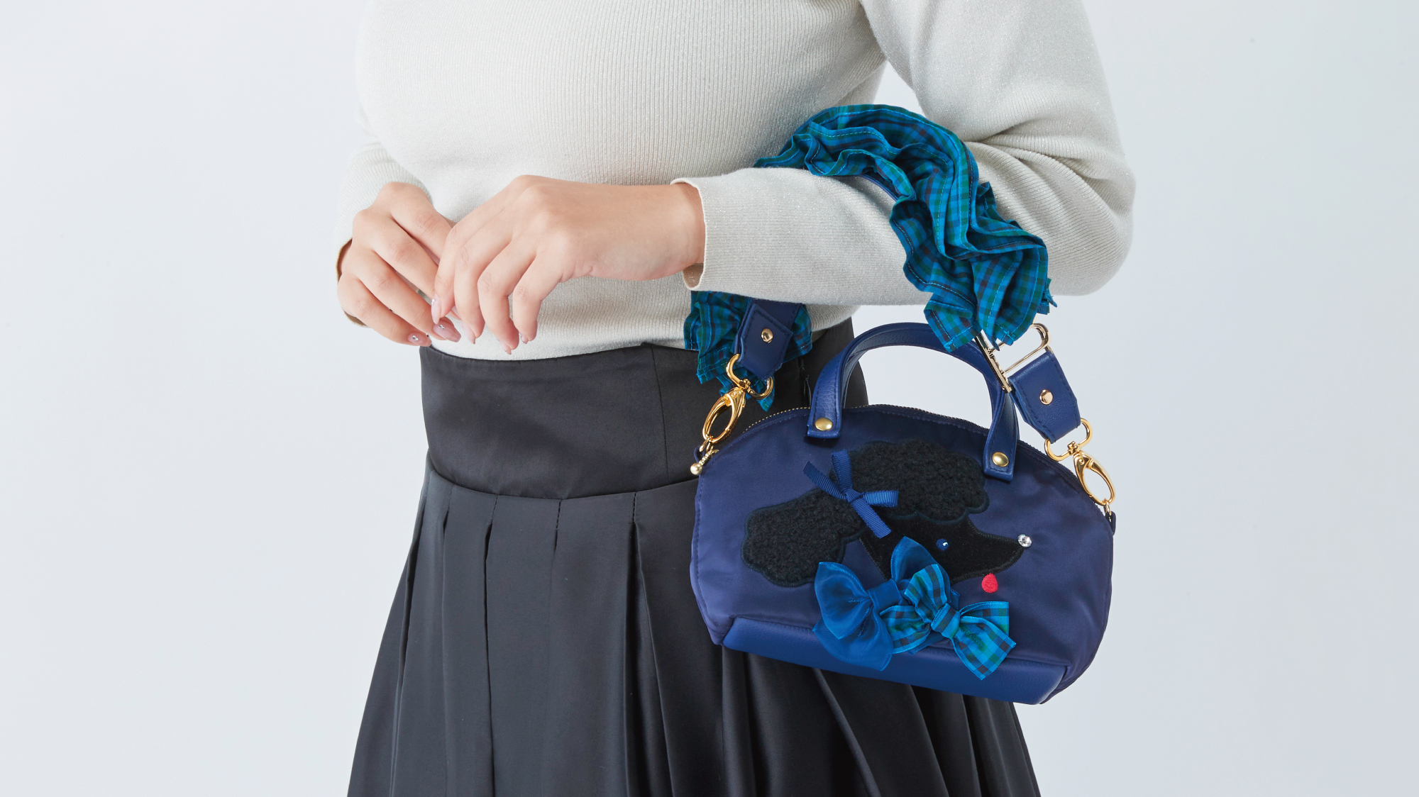 再販売日が決定】Bibiy.×familiar 初のコラボレーションアイテムが登場